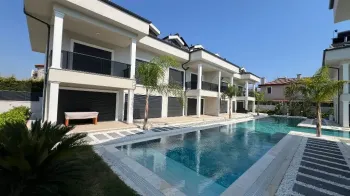 آپارتمان مسکونی طبقه همکف در منطقه Calis در Fethiye